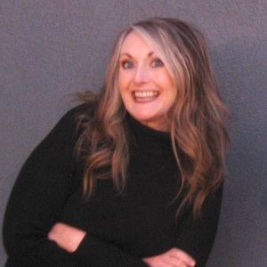Meet your Posher, Lori